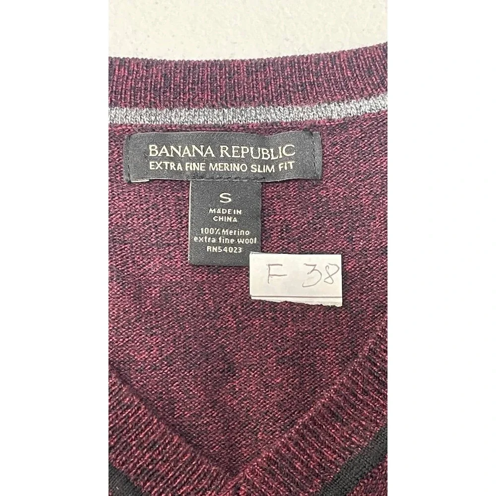 Men's Banana Republic Extra Fine Merino Wool V-Neck Sweater‎ Sz S Wine Burgundy